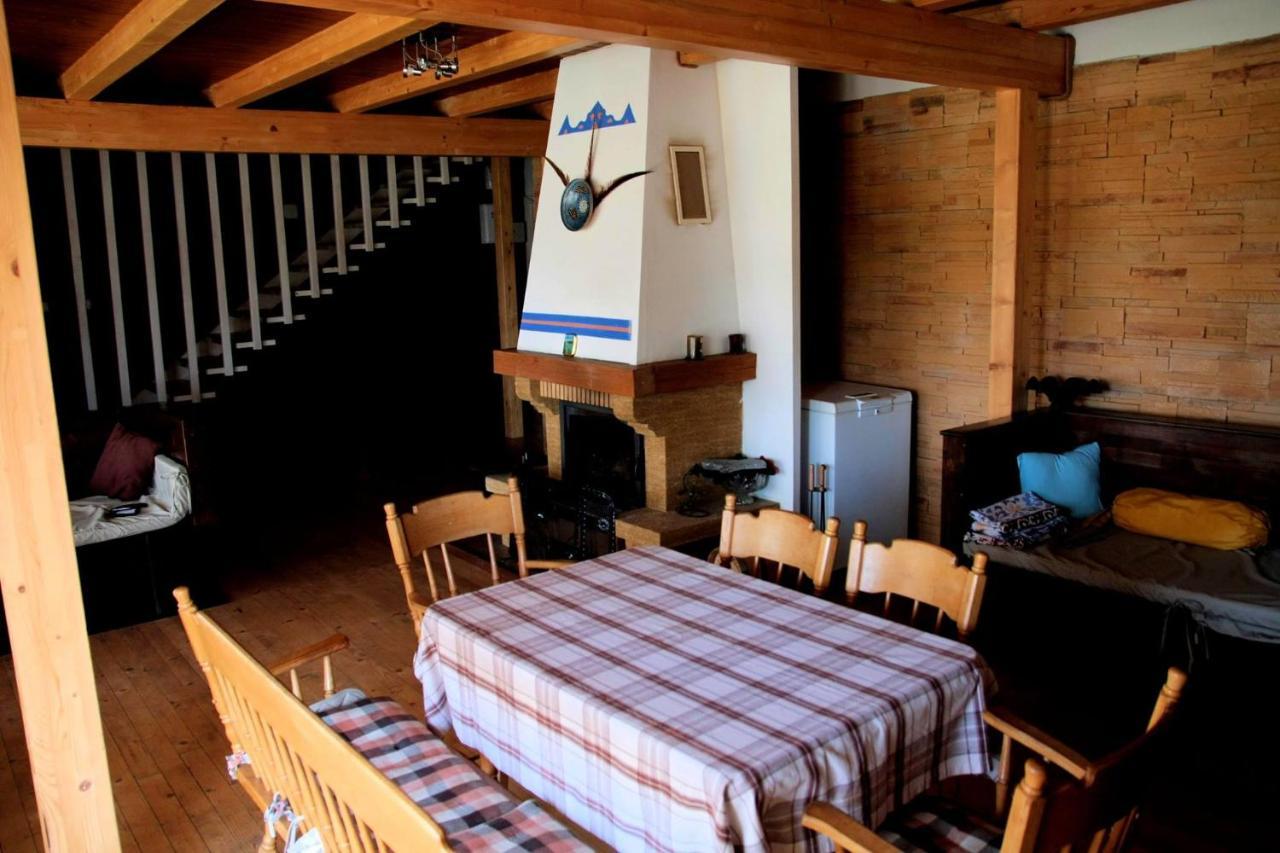 Old Fane'S Lodge Marasu Exterior foto